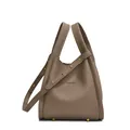 Bolso cubo de cuero gris con grano de lichi, asas y correa ajustable para hombro - Gris