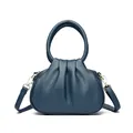 Borsa a nuvola blu scuro in pelle a grana con eleganti pieghe e manici in metallo oro - Blu