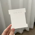 Witte I-vormige kaartstijl