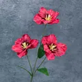 Künstlicher Tulpenzweig mit drei Köpfen, dunkelrotem Farbverlauf und naturgetreuen Blättern - Rot