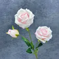 Einzelner Stiel künstliche Rose in Weiß-Rosa-Verlauf mit zwei Blüten und Knospe - Hellrosa