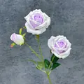 Ramo di rosa artificiale lavanda a tre teste con petali sfumati e foglie verdi - Viola Chiaro