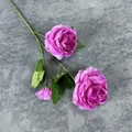 Stelo di rosa peonia artificiale viola con due fiori e un bocciolo per decorazioni - Viola scuro