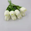 Ramo de tulipanes blancos de PU realistas para decoración de hogar y bodas - Blanco Leche