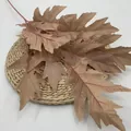 Künstlicher Eichenblattzweig in Braunrosa für herbstliche Blumendekorationen - Kaffeebraun