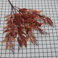 Künstlicher 5-Zweig-Weidenast mit rotbraunen Blättern für herbstliche Dekorationen - Kaffeebraun