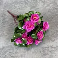Ramo artificial de rododendros fucsia con estambres amarillos y hojas de seda verde - Púrpura