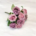 Ramo de 9 rosas artificiales de seda en rosa morandi y gris púrpura de estilo vintage - Rosa Empolvado