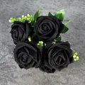 Bouquet de roses noires artificielles style gothique avec 7 têtes en soie - Rose Ronde à 7 Têtes - Noir