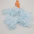 Rama de flor de cerezo artificial azul claro en seda con pétalos densos para bodas - Azul Pálido