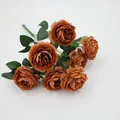 Kunstboeket met 6 koppen Austin-rozen van zijde in vintage karamel-oranje kleur - koffiekleur