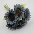 Vintage grauer künstlicher Sonnenblumenstrauß mit realistischen Seidenblättern Deko - Zweischichtige Blütenblatt / See Blau