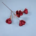Künstlicher Magnolienzweig mit 4 Blüten in Dunkelrot für Hochzeit und Heimdekoration - Rot