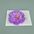 Lila Kunstpfingstrose mit gelben Staubblättern für DIY Haarschmuck Accessoires - Lila