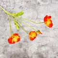 Ramo di papavero finto arancione con tre fiori aperti e un bocciolo di seta - Rosso Tramonto
