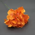 Künstliche orangefarbene Hortensie mit Seidenblüten und grünem Stiel zur Dekoration - Mit Stiel / Orange