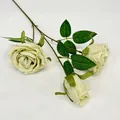 Rose Austin artificielle à trois têtes blanc crème avec fleurs et feuilles réalistes - Vert
