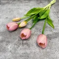 Kunstmatig roze tulpenboeket met vijf realistische stengels voor huisdecoratie - Roze