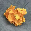 Künstliche orangefarbene Hortensie mit Seidenblütenblättern und weißen Staubfäden Deko - Ohne Stiel / Orange
