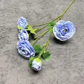 Elegante kunstmatige blauwe ranonkel met vijf levensechte zijden bloemhoofdjes - Blauw