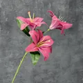 Branche de lys 3D rose avec trois grandes fleurs et feuilles pour décor de mariage - Fuchsia