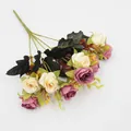 Bouquet de 10 roses artificielles blanc crème et vieux rose avec feuillage vert - Marron