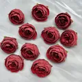 Teste di rose artificiali in seta rosso scuro con foglie verdi per decorazioni fai-da-te - Rosso