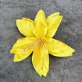Cabeza de flor de lirio amarillo artificial de seda para manualidades de boda y hogar - Amarillo