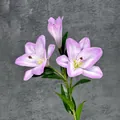 Künstliche 3D-Lilien mit zwei rosa-violetten Blüten und einer Knospe an einem Stiel - Lila