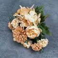Ramo artificial de peonías y hortensias en tonos champán y tierra de estilo vintage - Peonía de Otoño Café