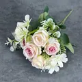 Kunstmatig 6-koppig boeket met roze en witte rozen, madeliefjes en groene bladeren - Roze