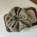Chouchou en tweed à carreaux vert olive et marron pour les coiffures d'automne - Jaune & Vert