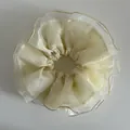 Chouchou géant en organza crème avec points scintillants et design en tulle - Beige
