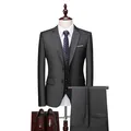Donkergrijs driedelig slim fit herenpak inclusief gilet en bijpassende pantalon - M / Set / donkergrijs
