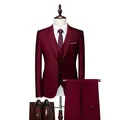 Slim fit driedelig herenpak in wijnrood inclusief jasje, gilet en bijpassende pantalon - Bordeauxrood