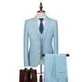 Slim fit driedelig herenkostuum in lichtblauw met colbert, vest en pantalon - Hemelsblauw