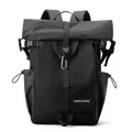 Schwarzer Roll-Top-Rucksack mit grauer Gitterstruktur und Metall-Kletterschnalle - Schwarz