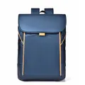 Zaino business blu intenso con cuciture arancioni a contrasto e design minimalista - Blu scuro