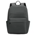 Mochila de negocios minimalista negra impermeable con acabado mate y bolsillos - Gris