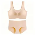 Detailansicht eines nahtlosen beigefarbenen U-Ausschnitt-BHs mit passendem Slip - S / Beige