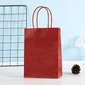 Sac cadeau en papier kraft rouge avec poignées torsadées pour shopping et festivités - Rouge Foncé ; Format Mini A Vertical - 12 × 6 × 16 Cm De Hauteur