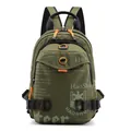 Outdoor Umhängetasche aus olivgrünem Nylon mit orangen Reißverschlüssen und schwarzem Gurt - Armeegrün