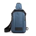 Bandolera de nailon azul marino impermeable para hombre con múltiples cremalleras - Azul oscuro