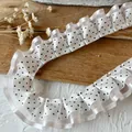 Weißes Band mit schwarzen Punkten, zweilagige Rüschenspitze für DIY-Haarschmuck basteln - Premium Punktemuster Stil / Hellrosa
