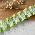 Grün-weiße Karo-Rüschenspitze mit Stickerei für DIY-Heimdekorations-Bastelprojekte - Länge 1 Meter / Grün