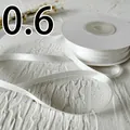 Rotolo di nastro di raso bianco da 0,6 cm per artigianato fai-da-te e confezioni regalo - Bianco