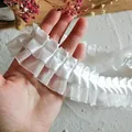 Bordure en dentelle d'organza plissée blanche avec ruban de satin pour couture DIY - Style Plissé Large en Organza / Blanc
