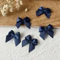 5er-Pack marineblaue handgefertigte Satinschleifen für DIY-Haarschmuck und Kleidung - Breite Schleife / 10 Stück/Packung (1cm Bandbreite) / Marineblau