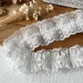 Weiße Spitzenbordüre mit Chiffon-Falten und Rüschen für DIY Braut-Haarbänder - Weiß