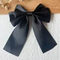 Elegante lazo doble de satén negro para bolsos DIY y accesorios de peluquería - 10 cm x 10 cm / Negro